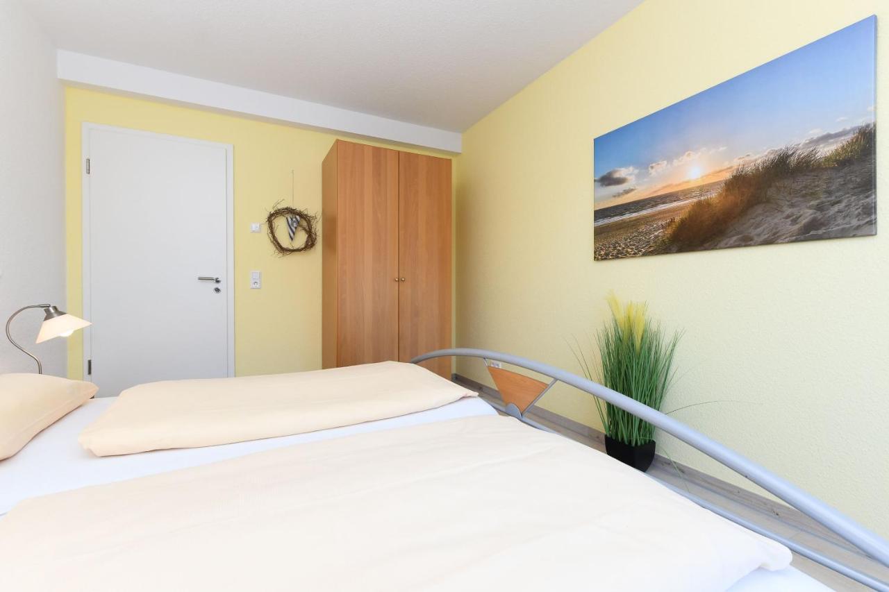 Ferienwohnung Strandloper Esens Exteriör bild